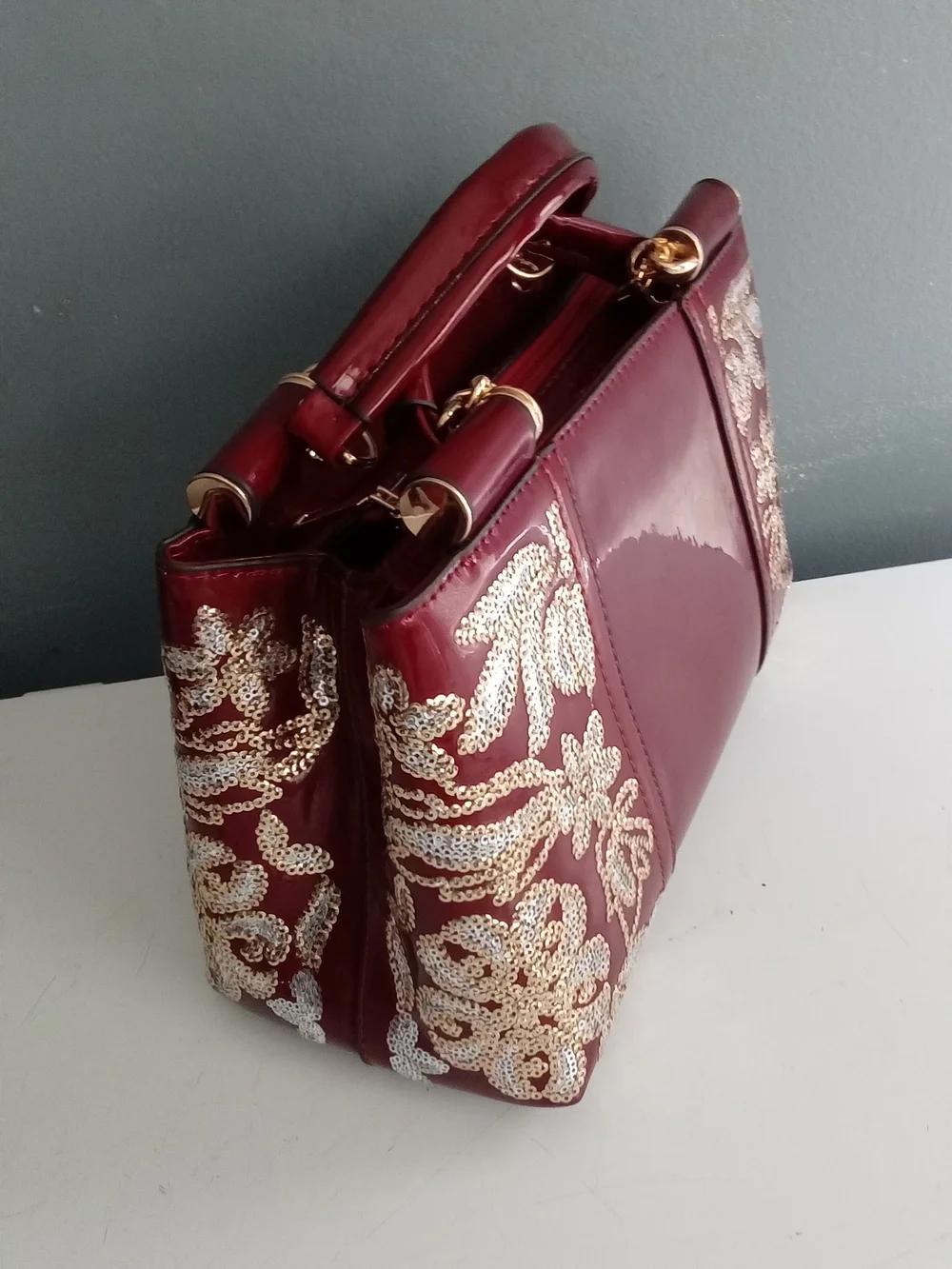 Red Patent Faux Leather Sequin Floral Embroidered Satchel Handbag Gold Hardware